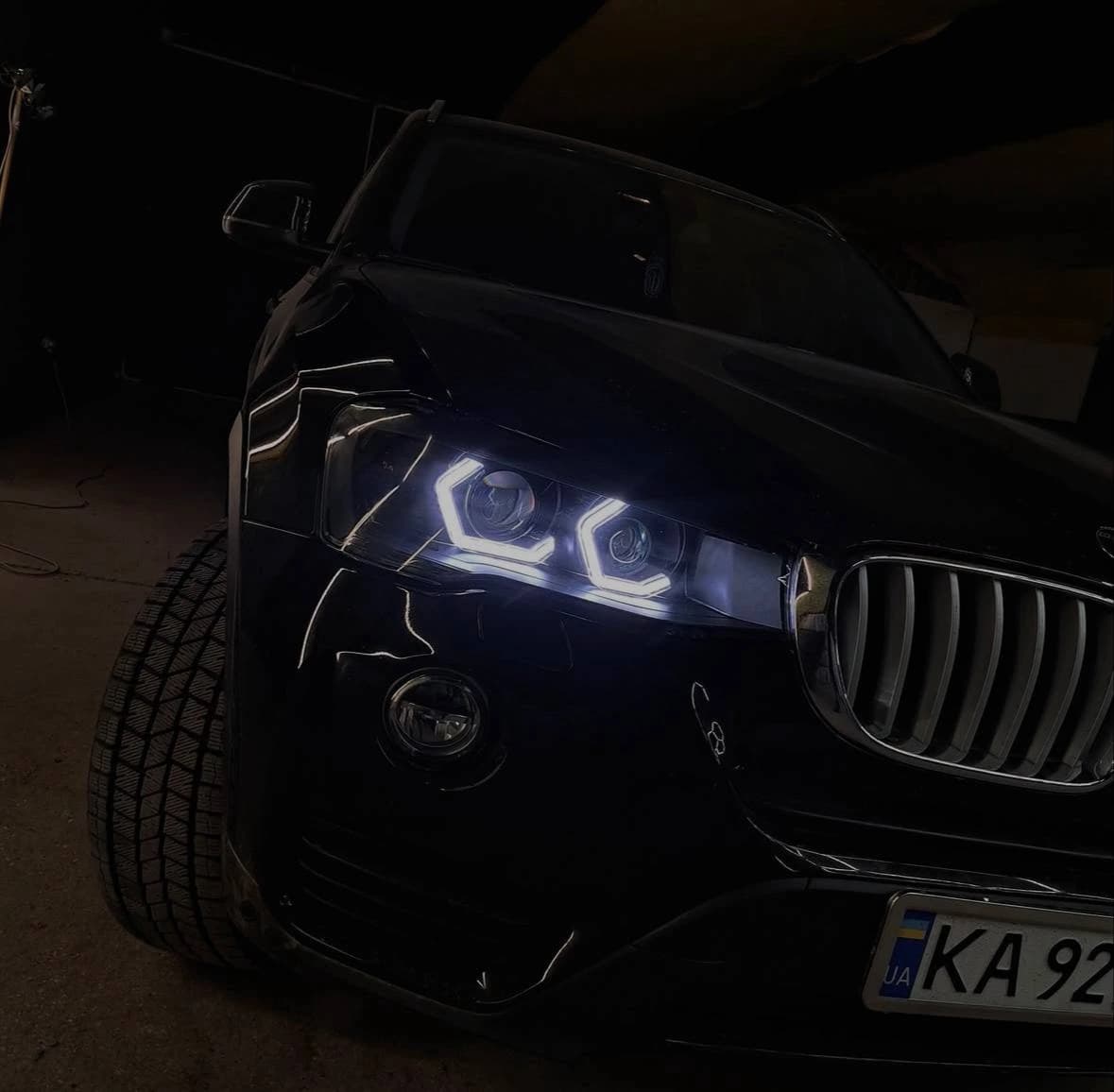 BMW X3 із заполірованою та забронованою оптикою